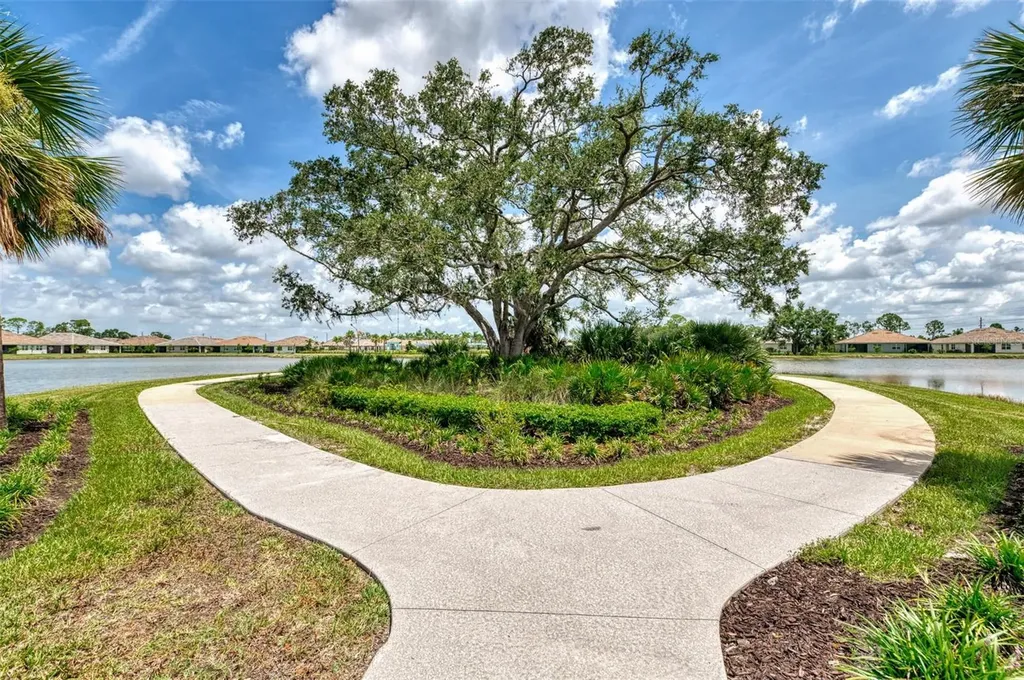329 Ibiza Loop Venice FL 34292