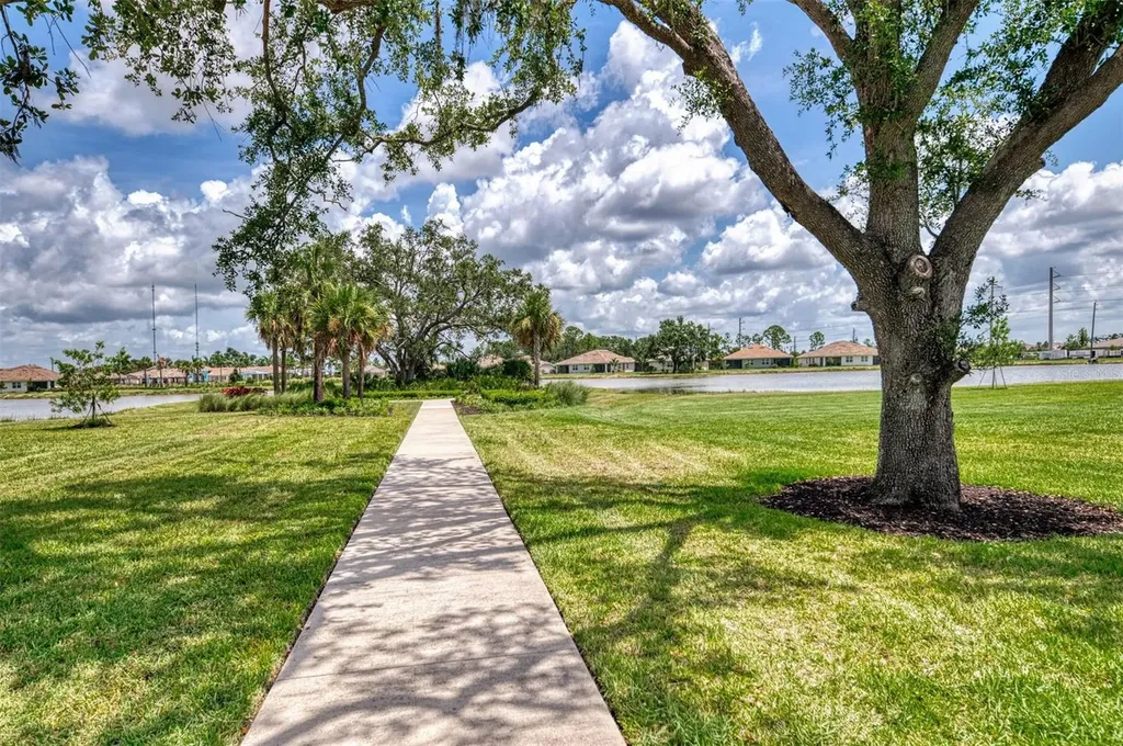 329 Ibiza Loop Venice FL 34292