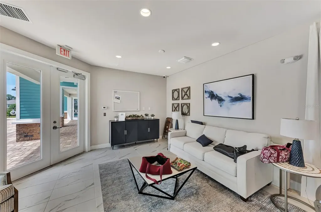 329 Ibiza Loop Venice FL 34292