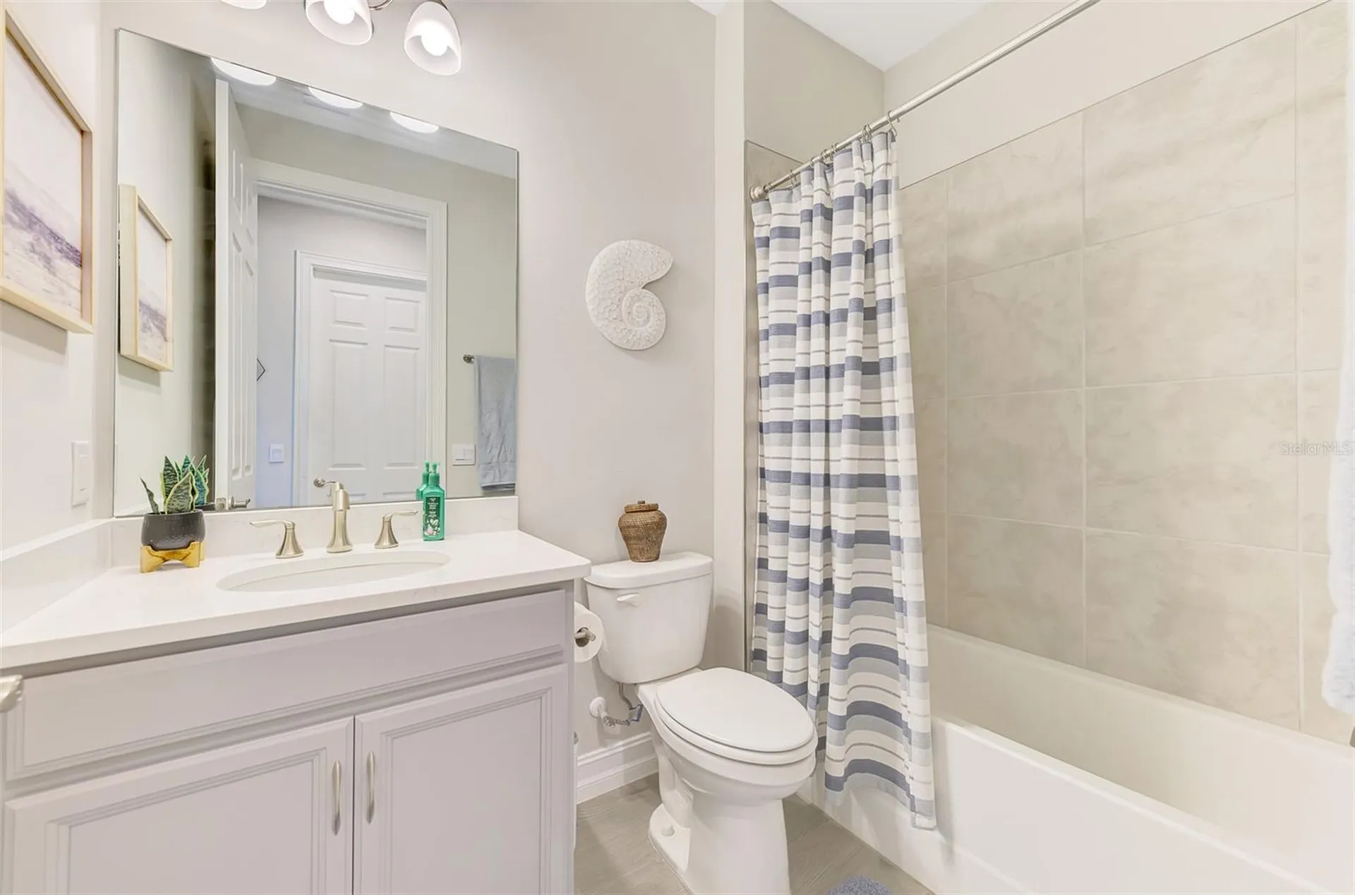 329 Ibiza Loop Venice FL 34292
