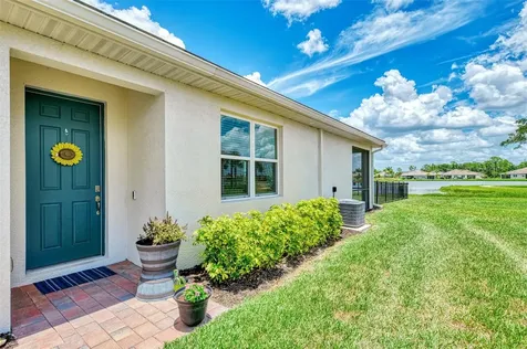 329 Ibiza Loop Venice FL 34292