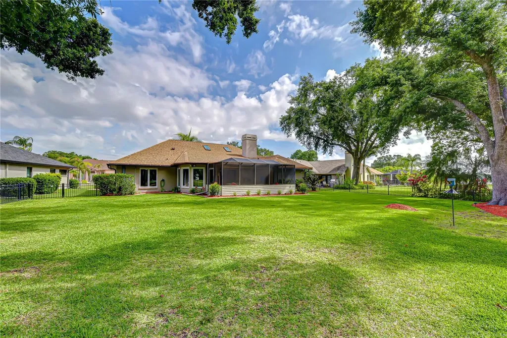 1015 Ventana Drive Ruskin FL 33573