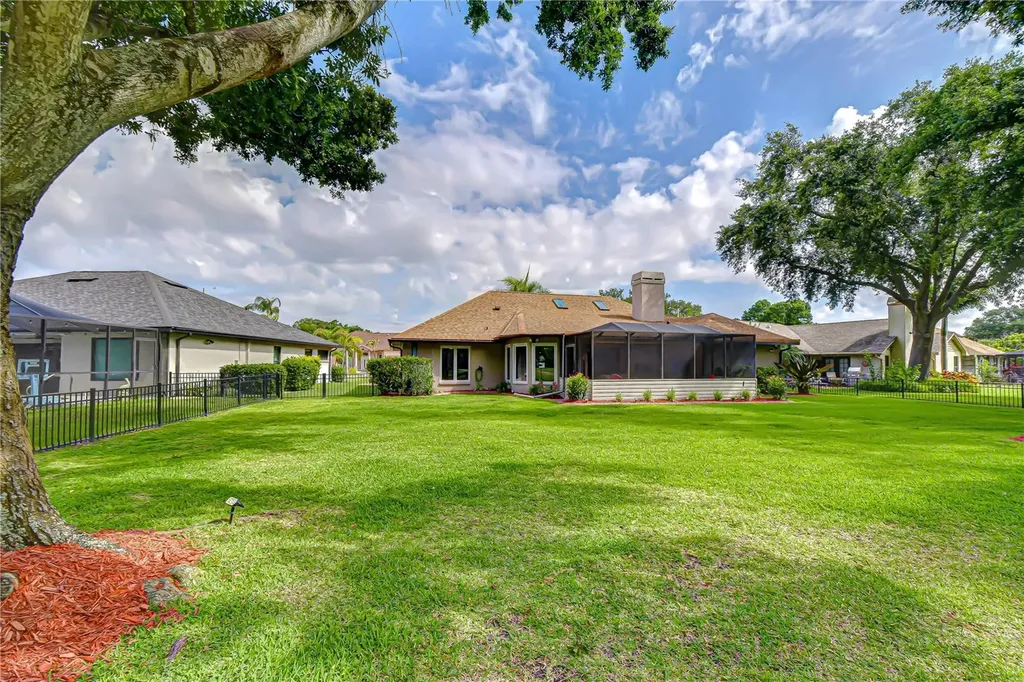 1015 Ventana Drive Ruskin FL 33573