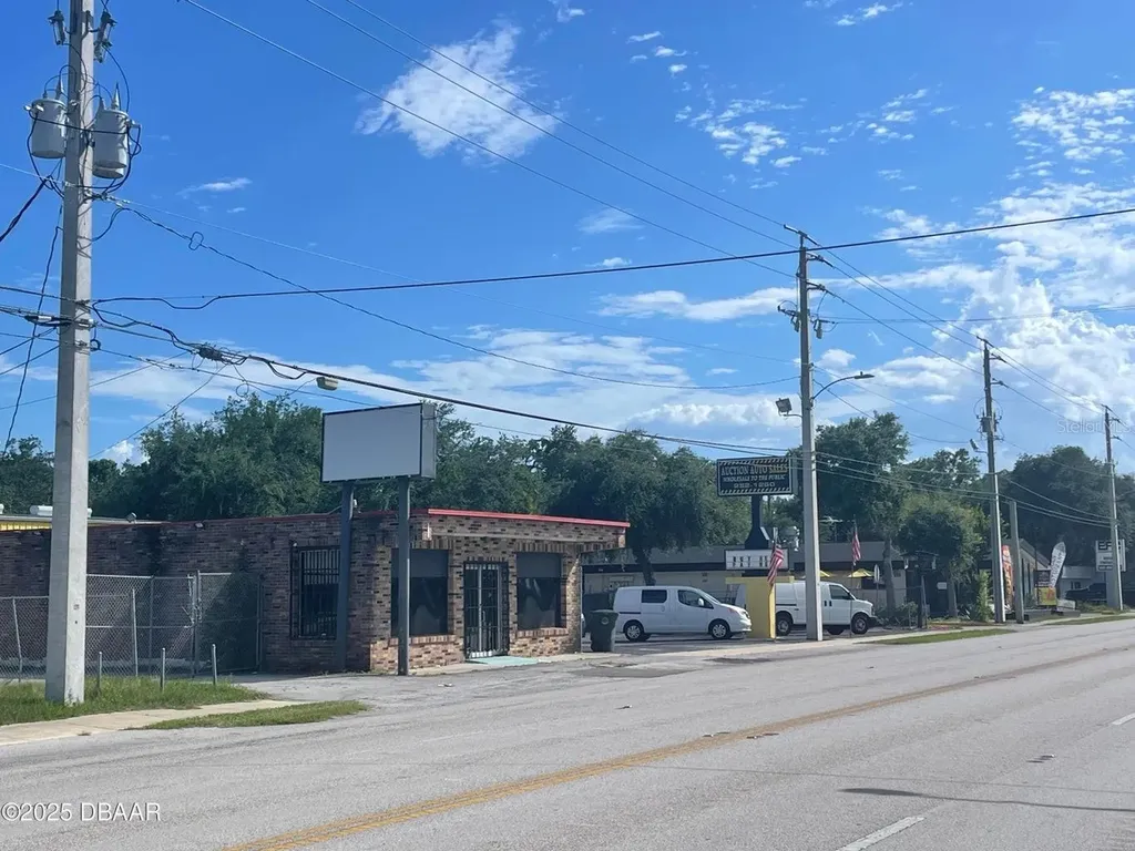 833 Mason Avenue Daytona Beach FL 32117