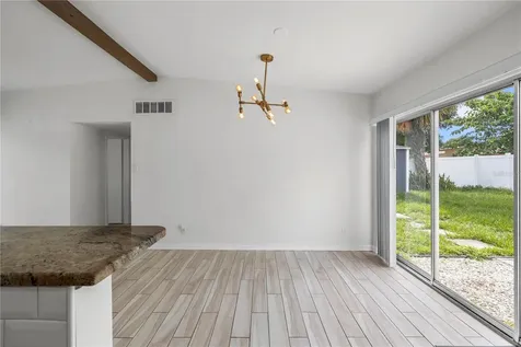 2125 W Hiawatha Street Tampa FL 33604