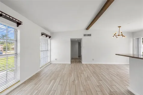 2125 W Hiawatha Street Tampa FL 33604