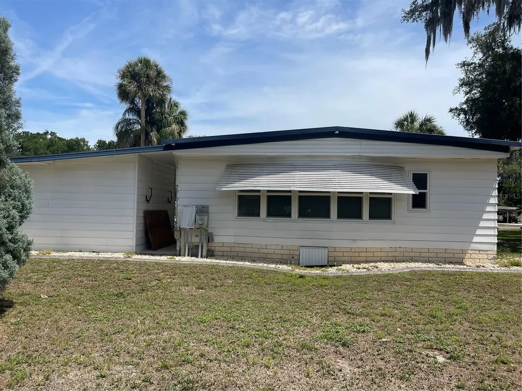 52 N Bobwhite Road Wildwood FL 34785