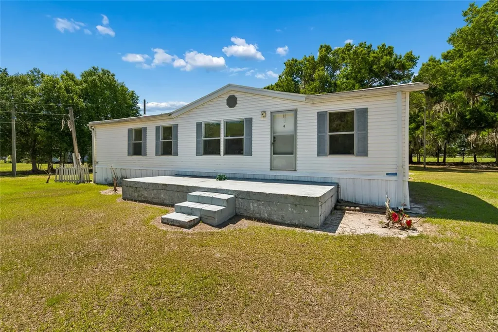 1710 Cowart Road Plant City FL 33567