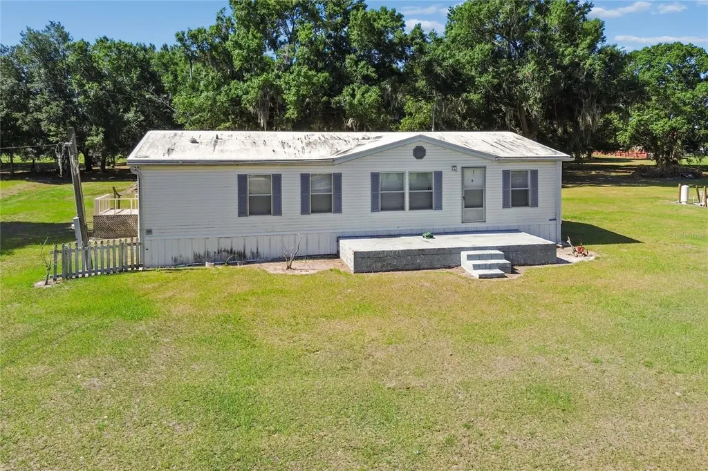 1710 Cowart Road Plant City FL 33567