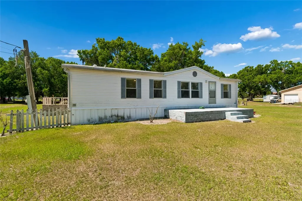 1710 Cowart Road Plant City FL 33567