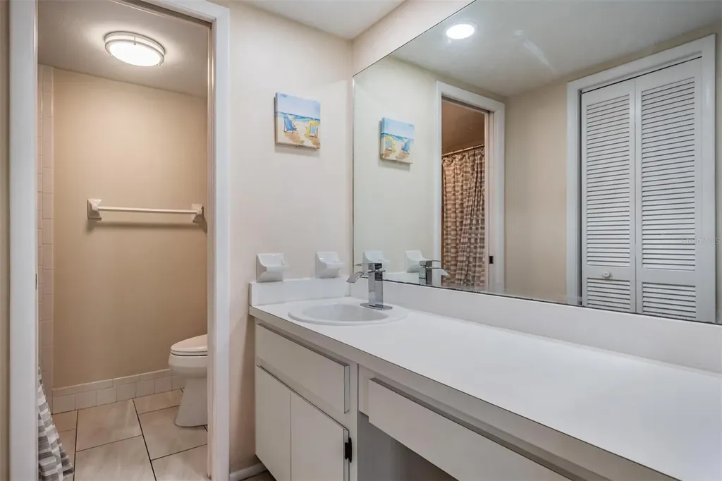 107 Lakeview Place Oldsmar FL 34677