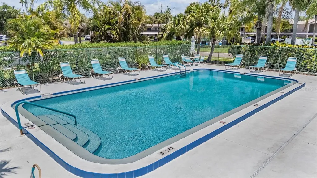 107 Lakeview Place Oldsmar FL 34677
