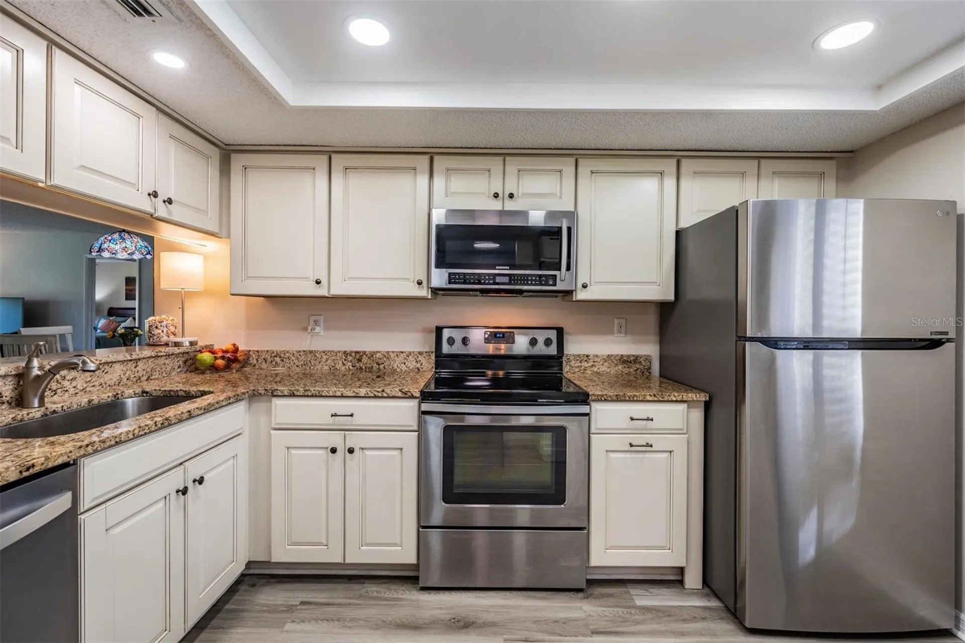 107 Lakeview Place Oldsmar FL 34677