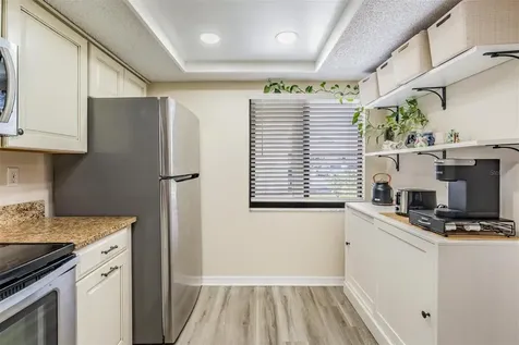 107 Lakeview Place Oldsmar FL 34677