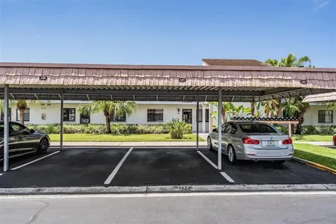107 Lakeview Place Oldsmar FL 34677