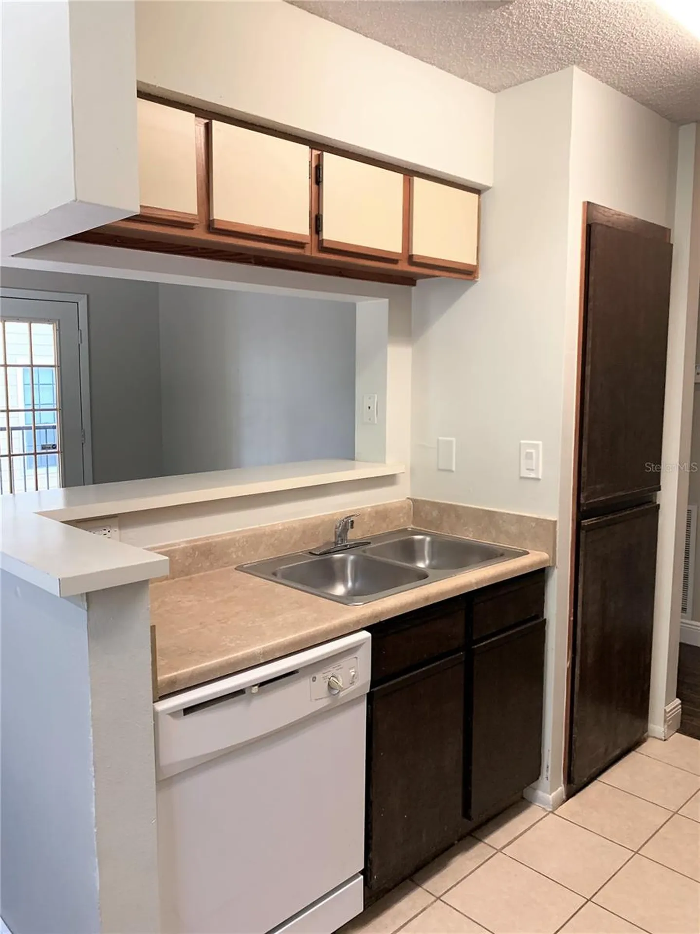 8603 Fancy Finch Drive Tampa FL 33614