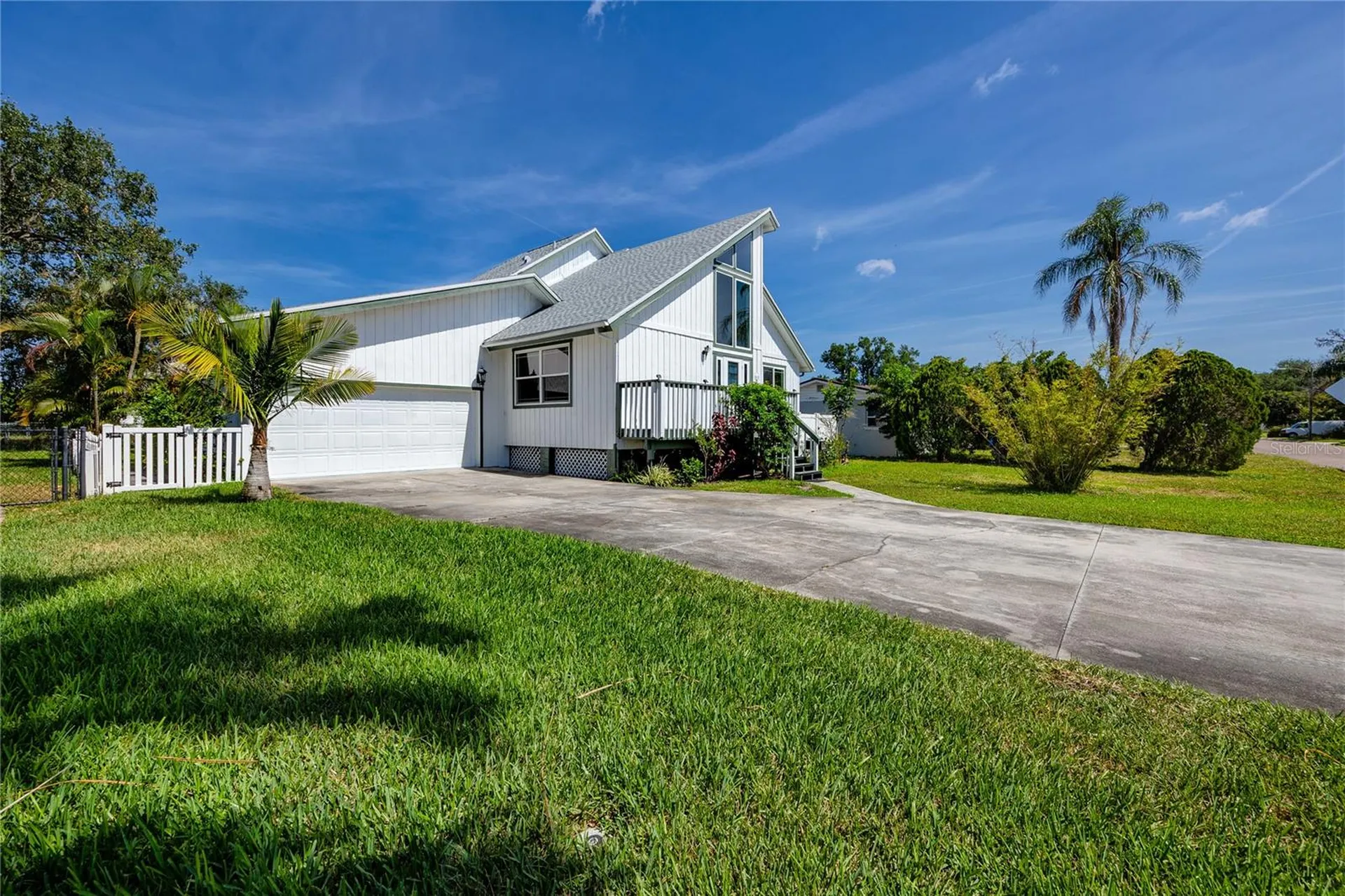 8759 Orient Way NE St Petersburg FL 33702