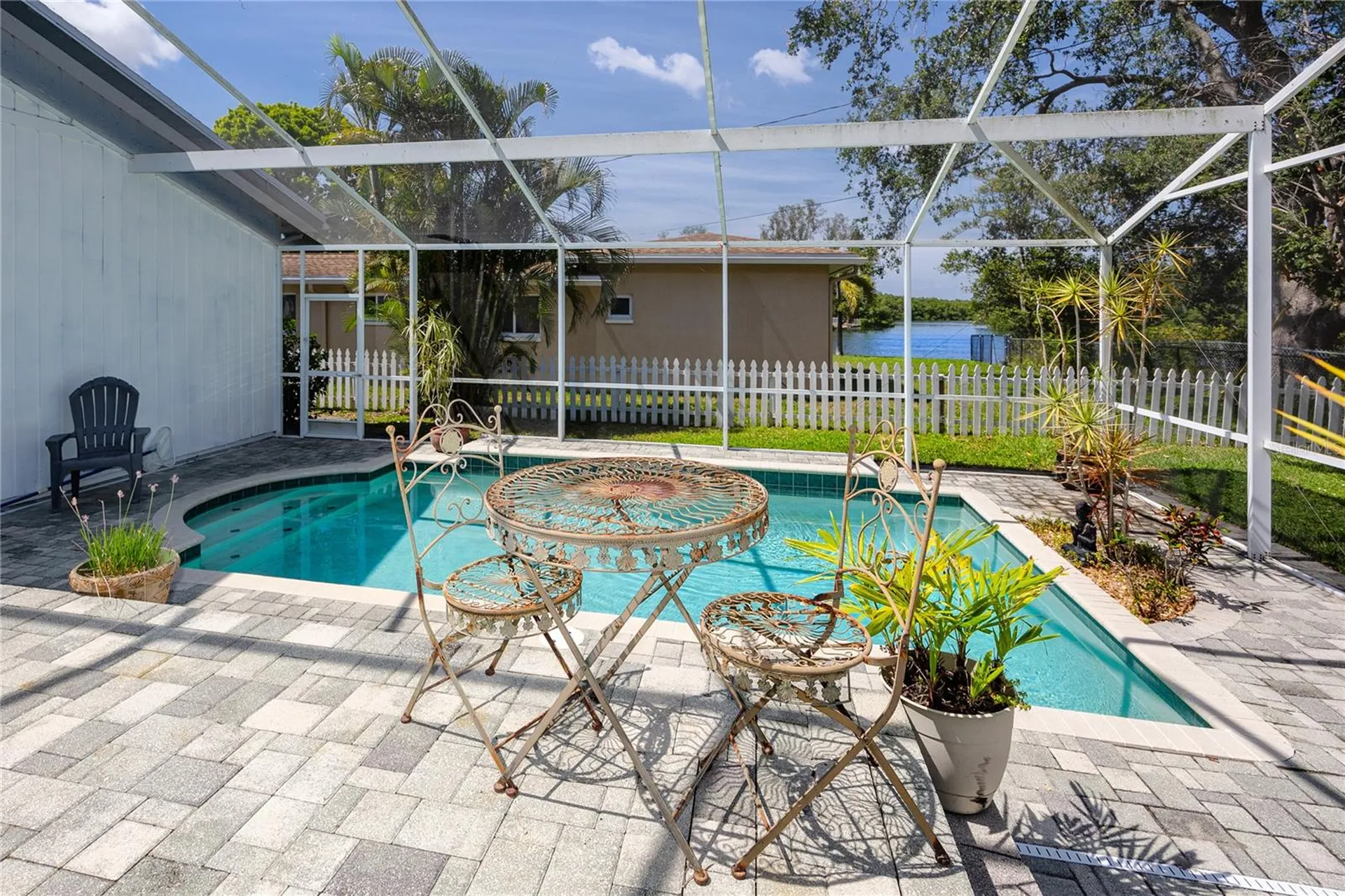 8759 Orient Way NE St Petersburg FL 33702