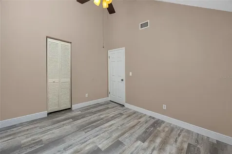 8759 Orient Way NE St Petersburg FL 33702