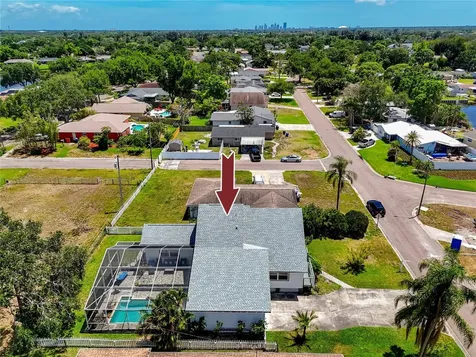 8759 Orient Way NE St Petersburg FL 33702