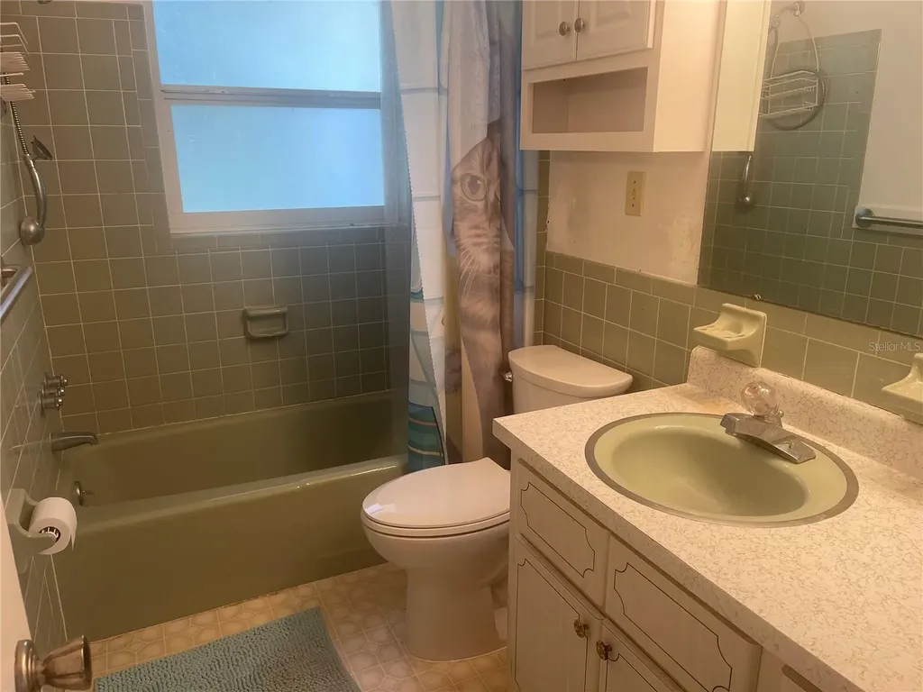23 Lonesome Pine Trail Yalaha FL 34797