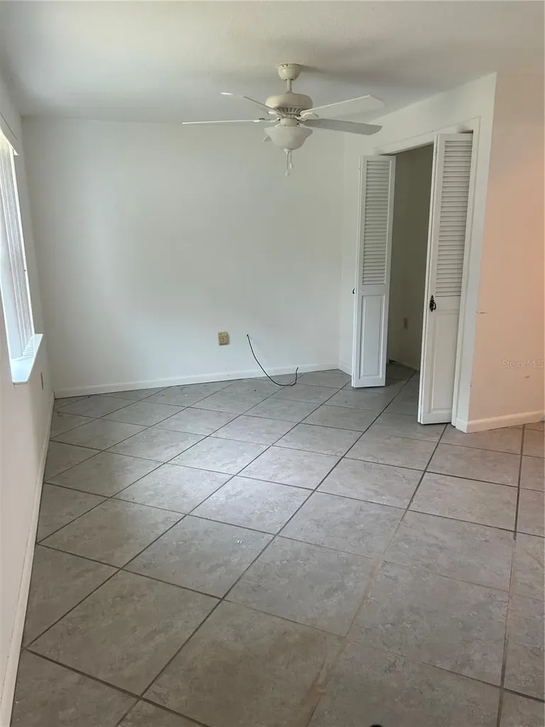 23 Lonesome Pine Trail Yalaha FL 34797