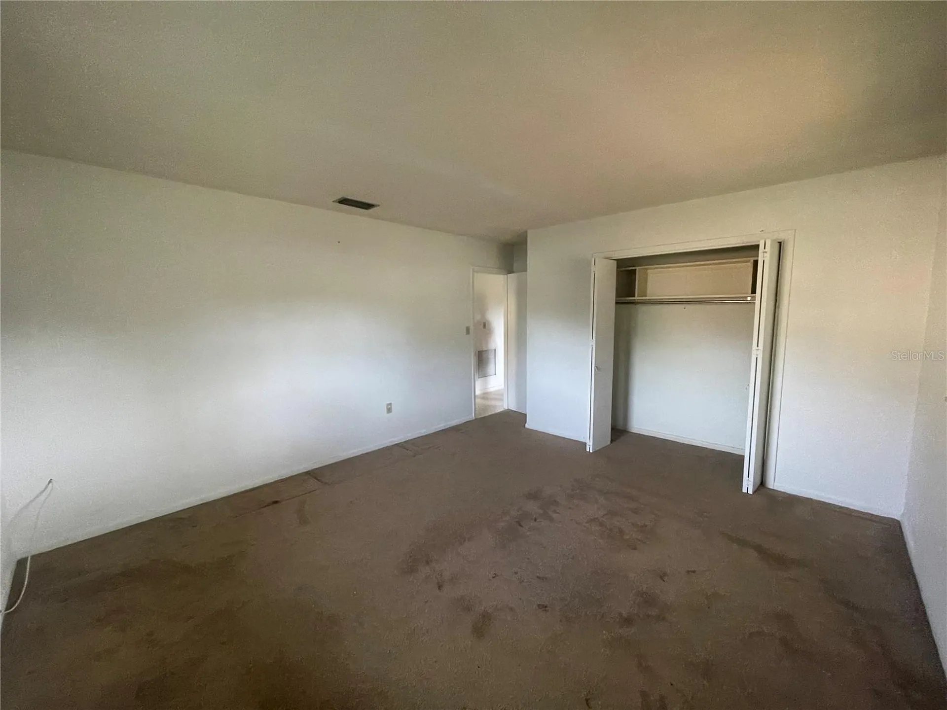 23 Lonesome Pine Trail Yalaha FL 34797