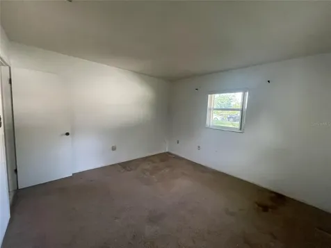 23 Lonesome Pine Trail Yalaha FL 34797