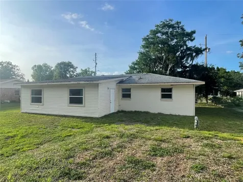23 Lonesome Pine Trail Yalaha FL 34797