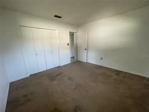 23 Lonesome Pine Trail Yalaha FL 34797
