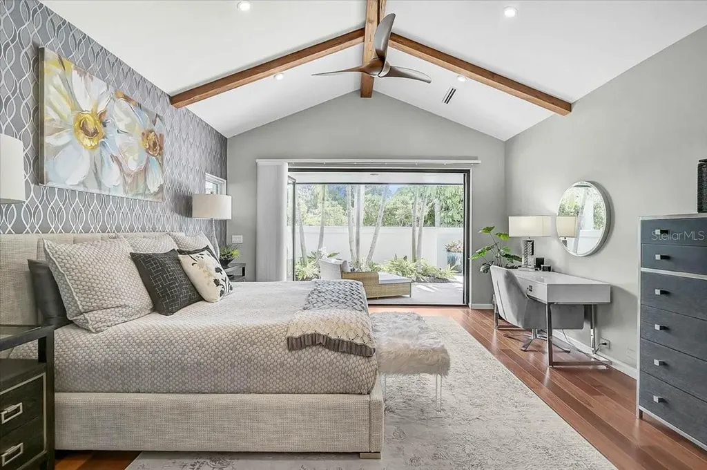 627 Owl Way Sarasota FL 34236