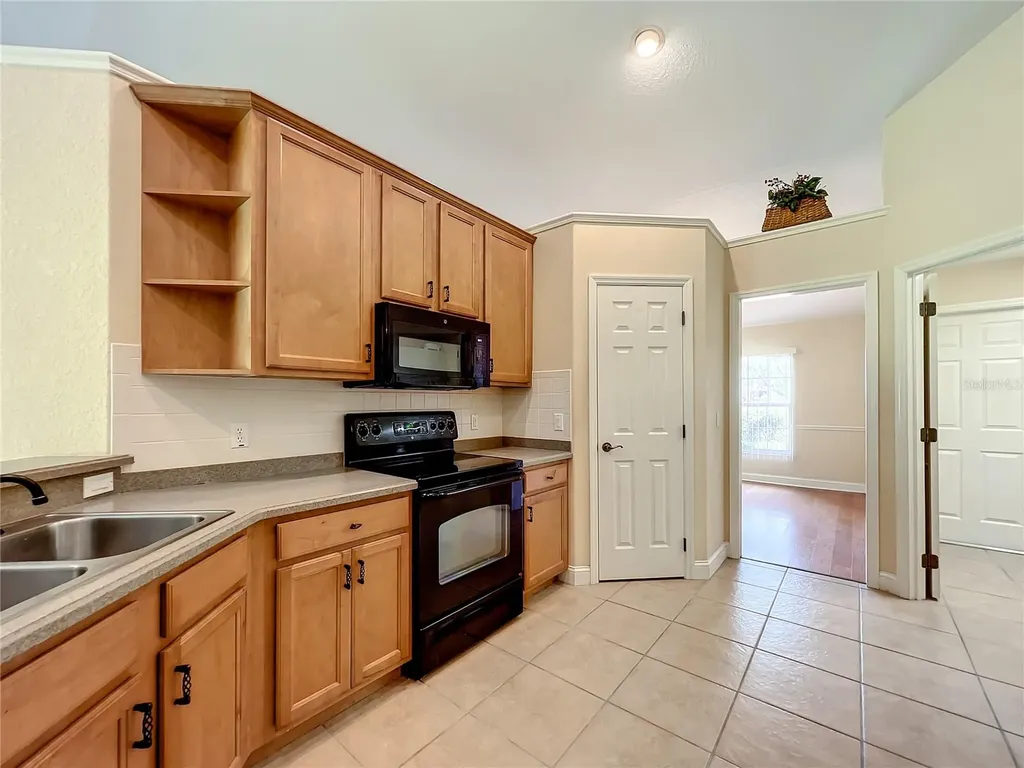 5203 SE 42nd Court Ocala FL 34480