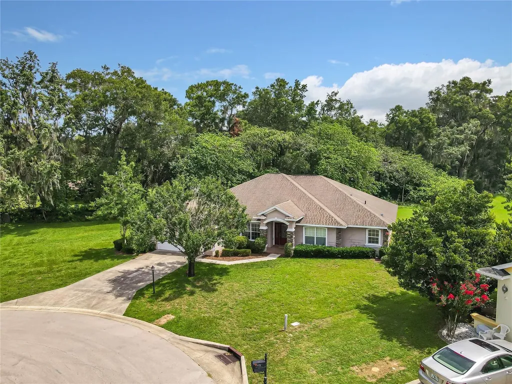 5203 SE 42nd Court Ocala FL 34480