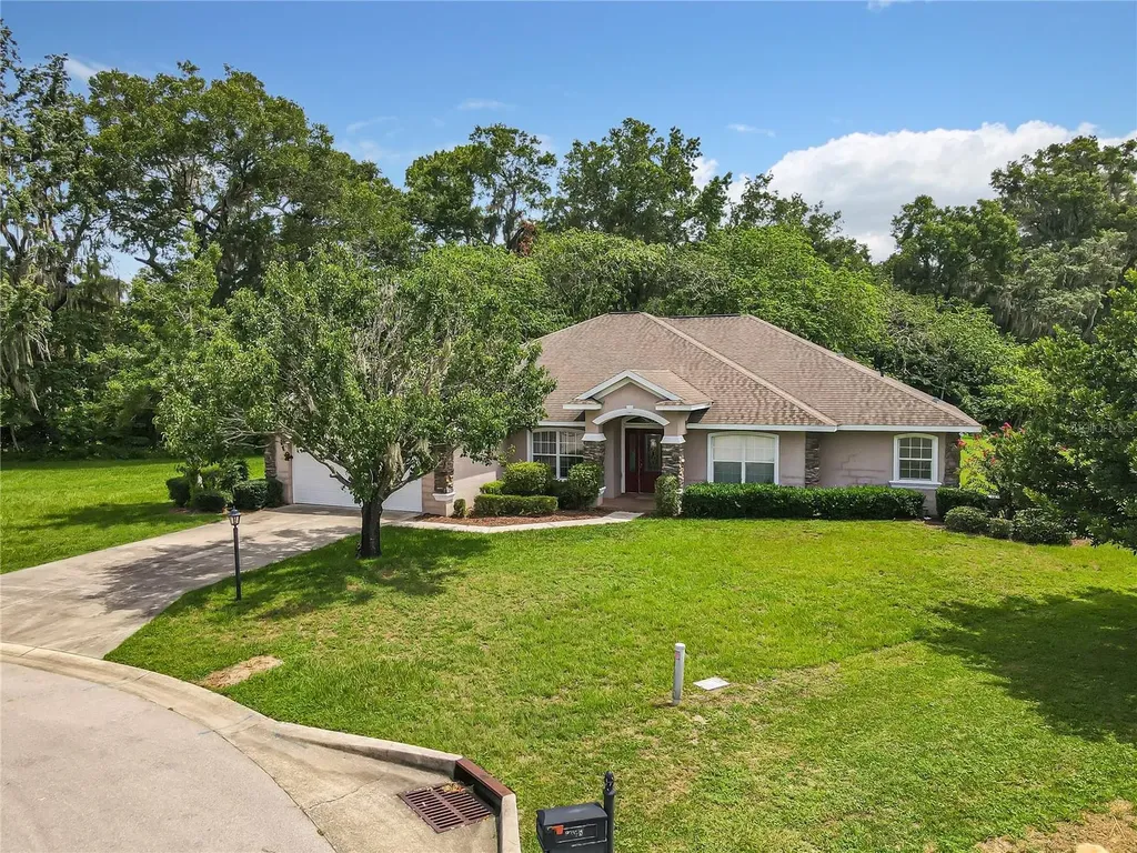 5203 SE 42nd Court Ocala FL 34480