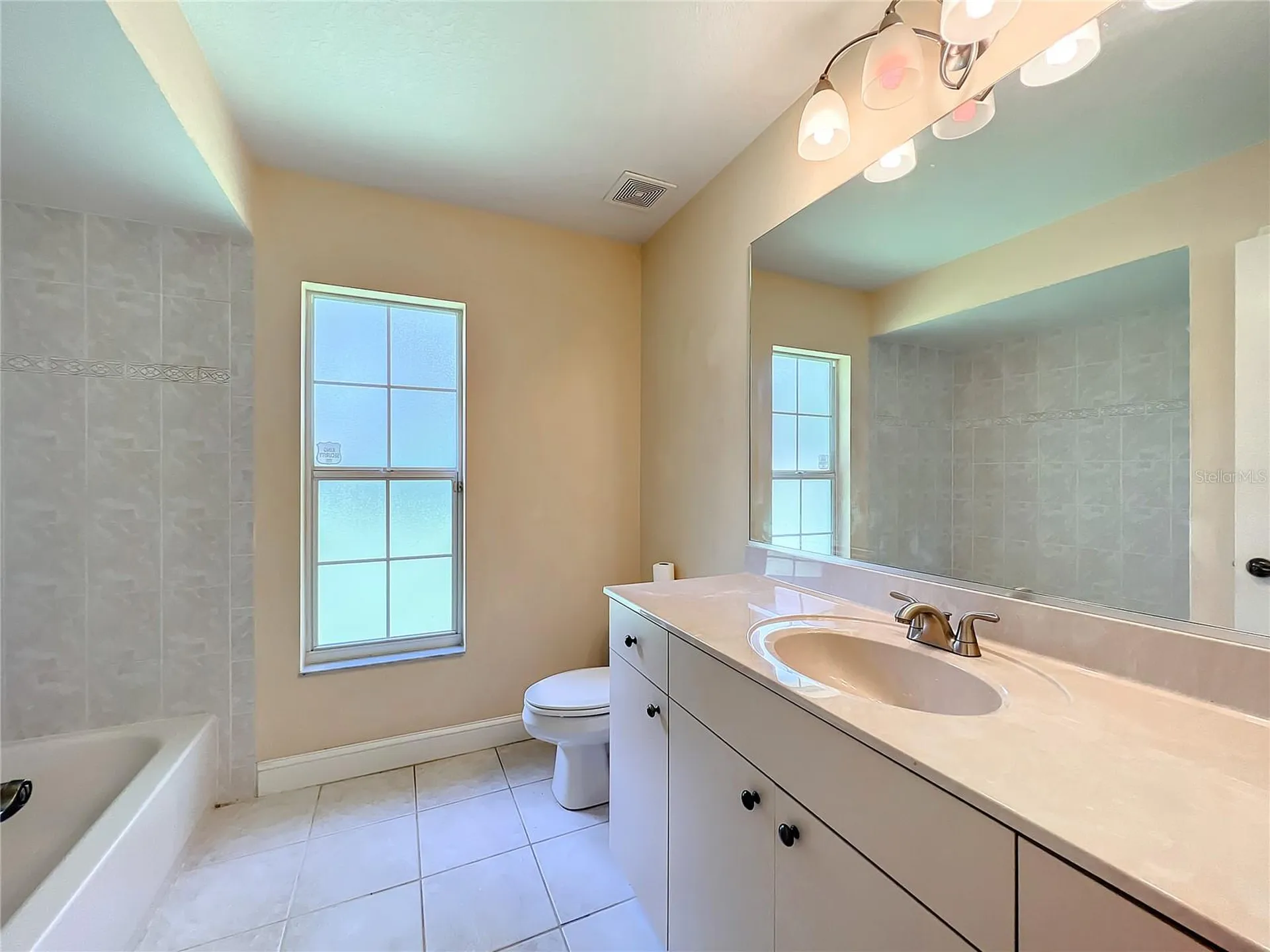 5203 SE 42nd Court Ocala FL 34480