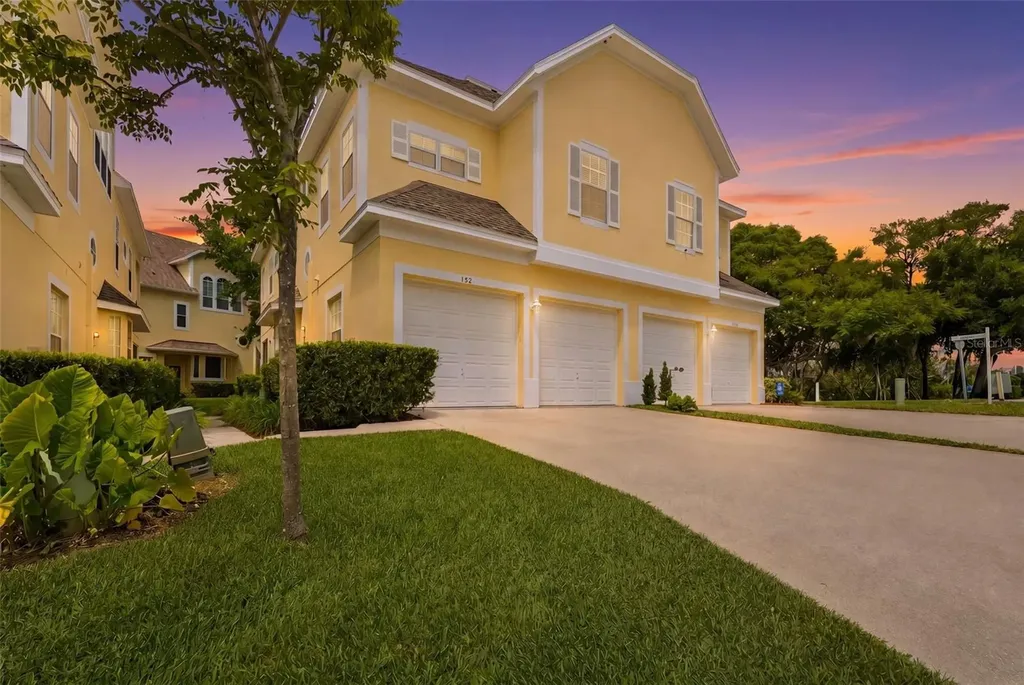98 S Highland Avenue Tarpon Springs FL 34689