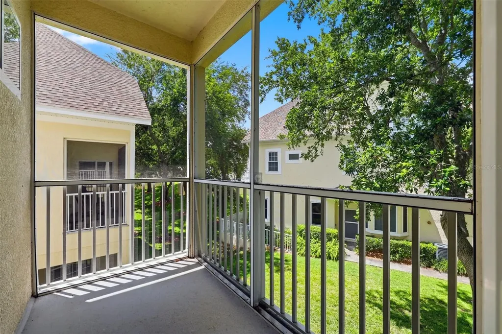 98 S Highland Avenue Tarpon Springs FL 34689