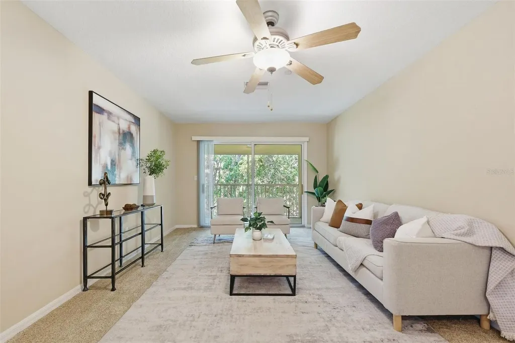 98 S Highland Avenue Tarpon Springs FL 34689