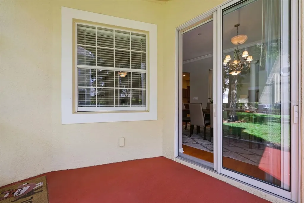 98 S Highland Avenue Tarpon Springs FL 34689