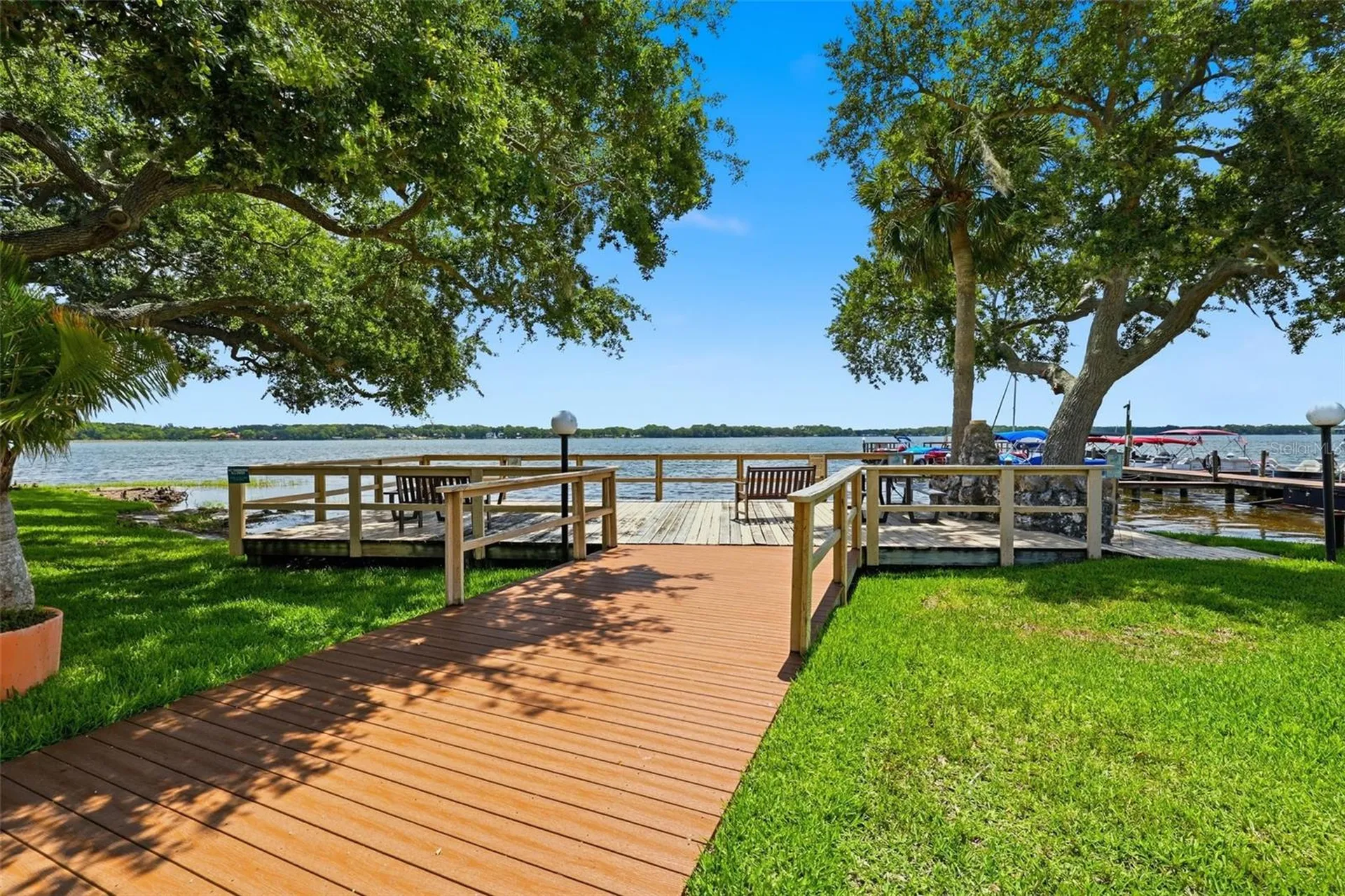 98 S Highland Avenue Tarpon Springs FL 34689