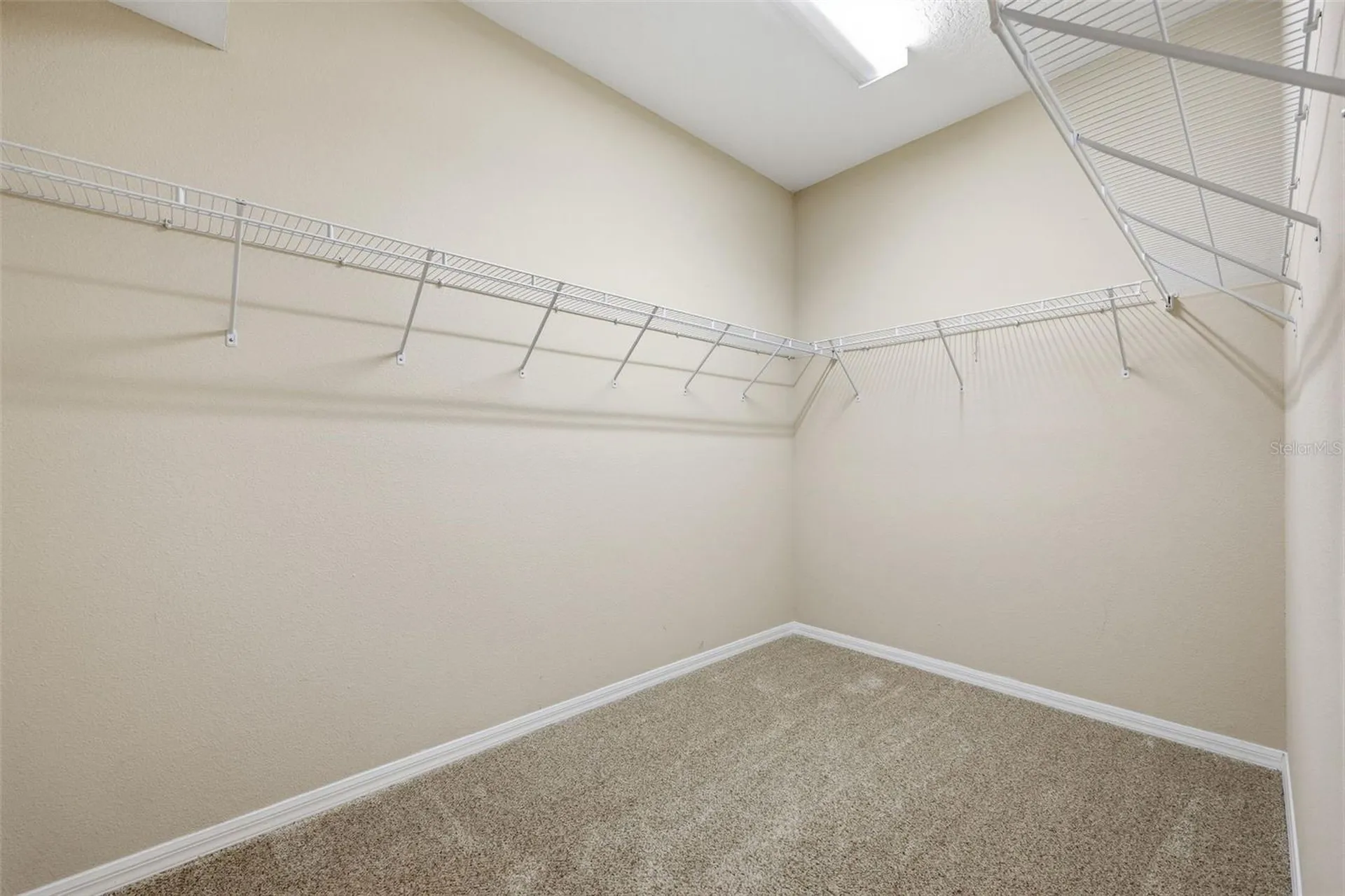 98 S Highland Avenue Tarpon Springs FL 34689