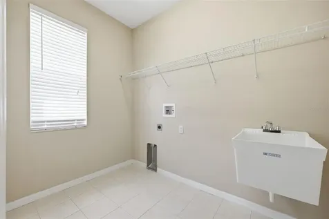 98 S Highland Avenue Tarpon Springs FL 34689
