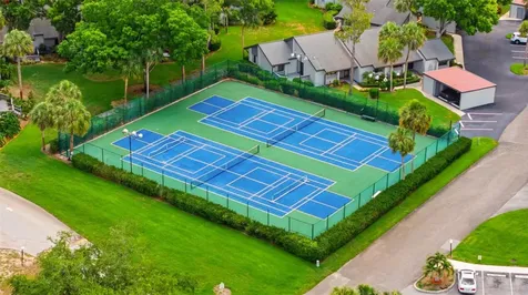 98 S Highland Avenue Tarpon Springs FL 34689