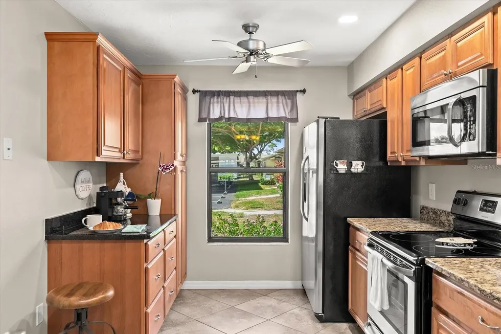 2723 60th Avenue Drive W Bradenton FL 34207