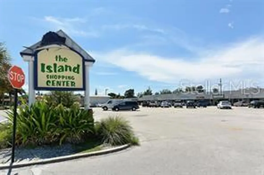 2723 60th Avenue Drive W Bradenton FL 34207