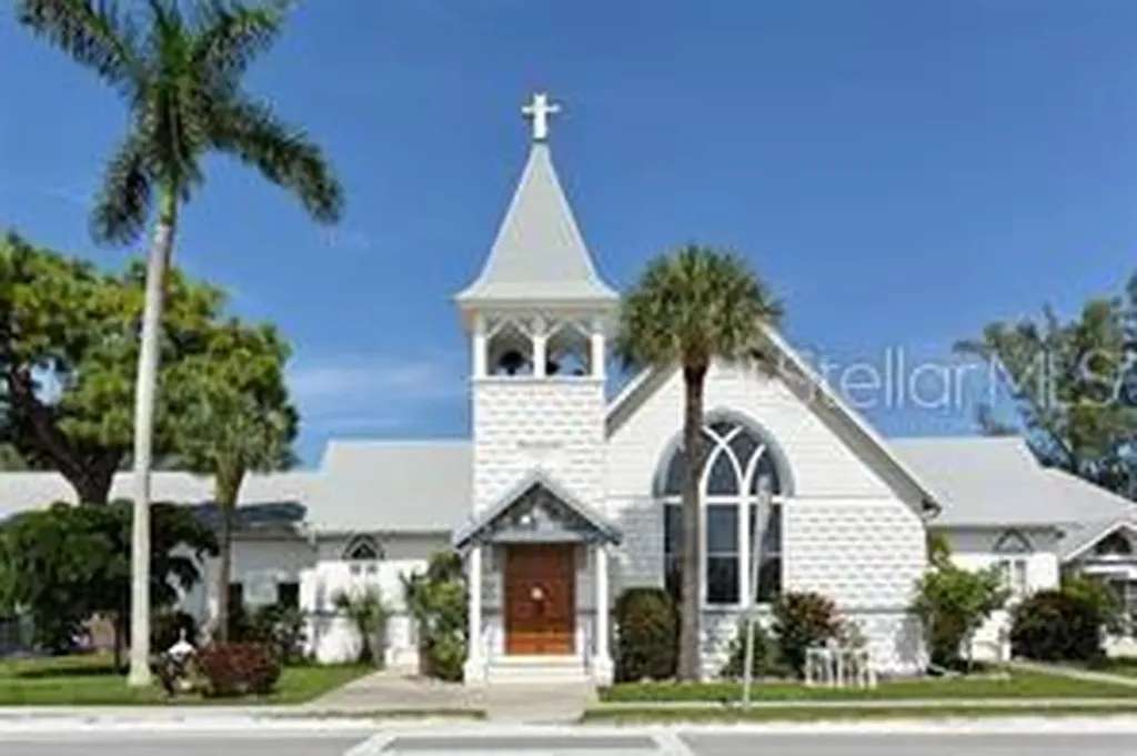 2723 60th Avenue Drive W Bradenton FL 34207