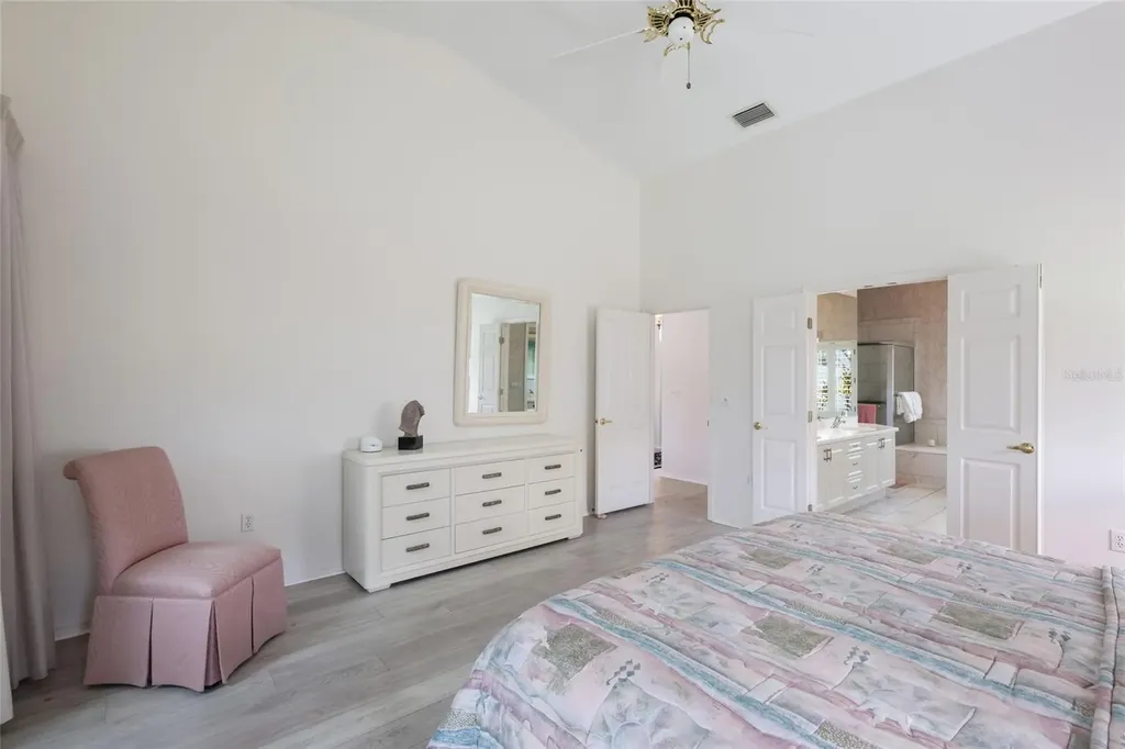 2893 Sandringham Place Sarasota FL 34235