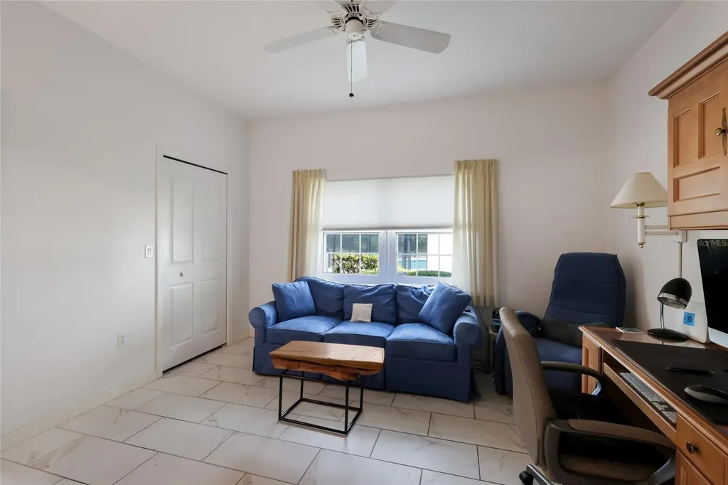 2893 Sandringham Place Sarasota FL 34235