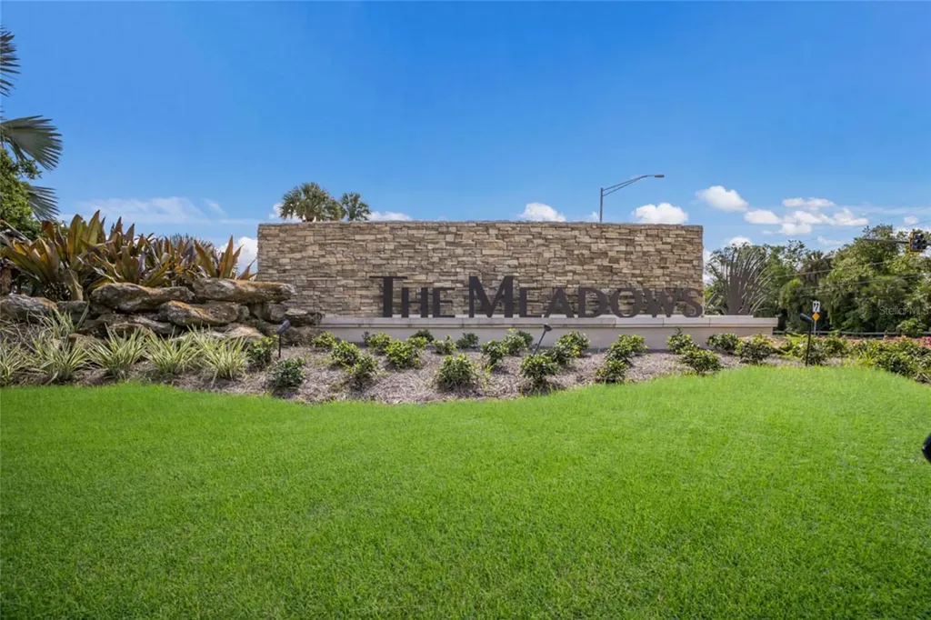 2893 Sandringham Place Sarasota FL 34235