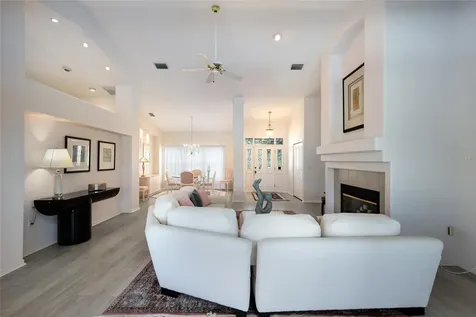 2893 Sandringham Place Sarasota FL 34235